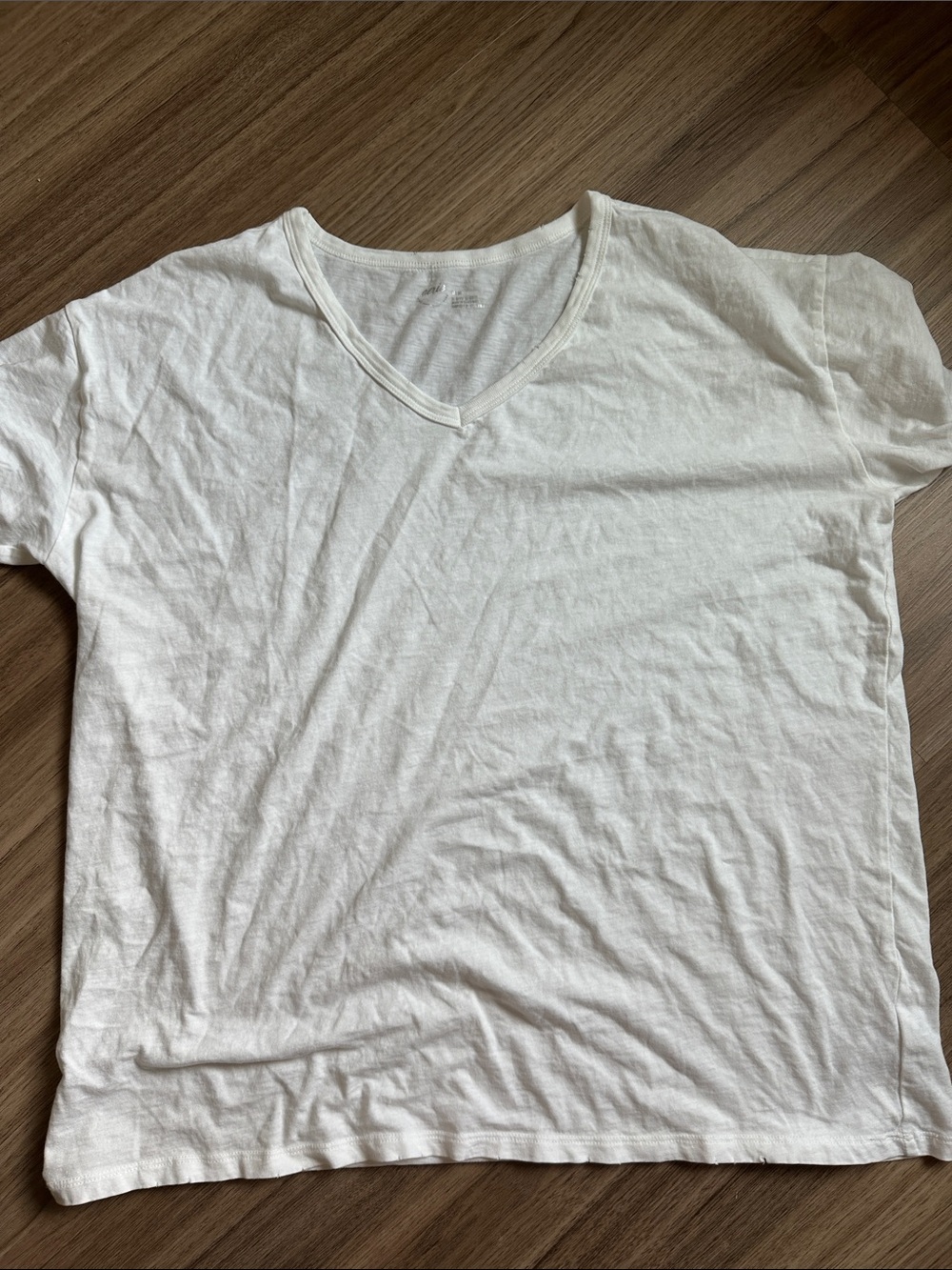 Classic White V-Neck Tee boyfriend style